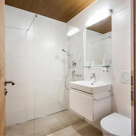 Haus Hager - Maria Hager * Ellmau