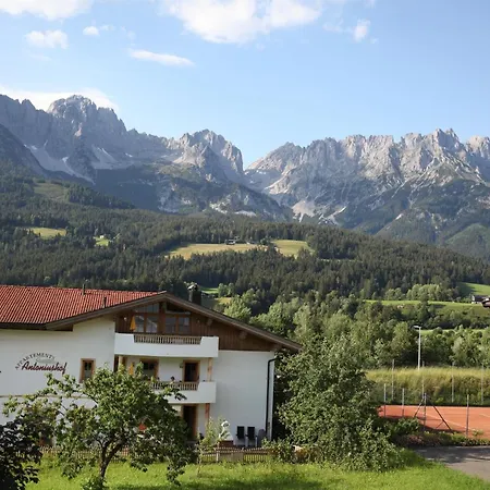 Haus Hager - Maria Hager *