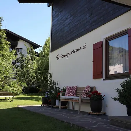 Haus Hager - Maria Hager * المو